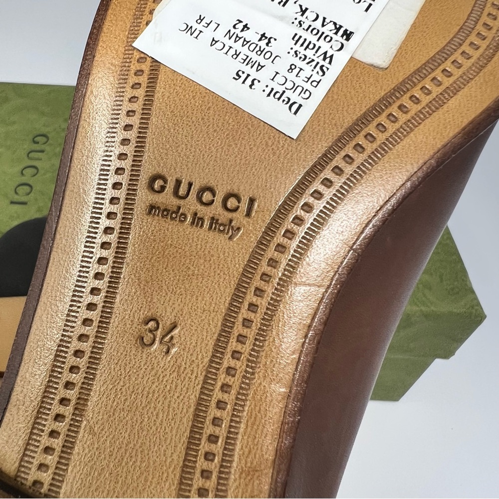 Gucci Loafers
Size 34 - Picture 9 of 10